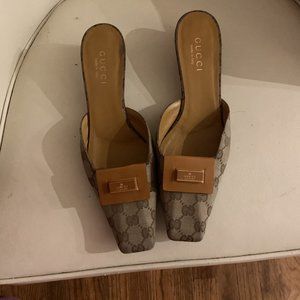 Gucci Authentic Shoes Size 9